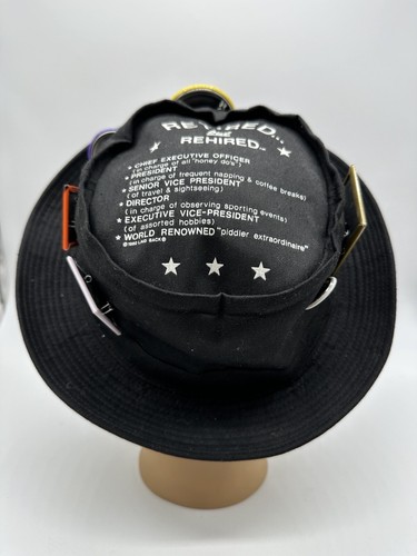 Sombrero de cubo para hombre retirado pero reconquilado negro talla L alfileres botones 1992 vintage - Imagen 2 de 9