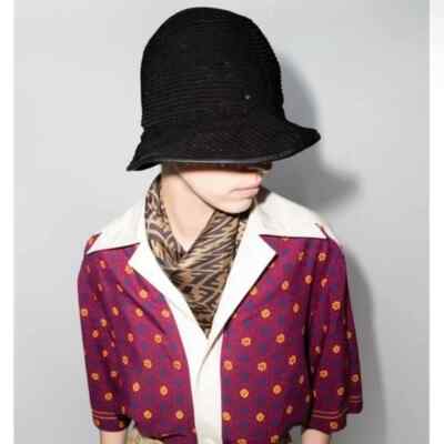 NWT AUTH Gucci cable knit bucket hat GG design in PINK SIZE  display picture 1