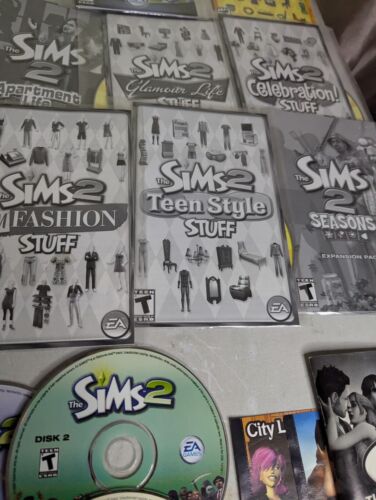 The Sims 2 For PC-CD ROMs And Booklets | With 15 Expansions And Keys No Cases - Picture 6 of 13