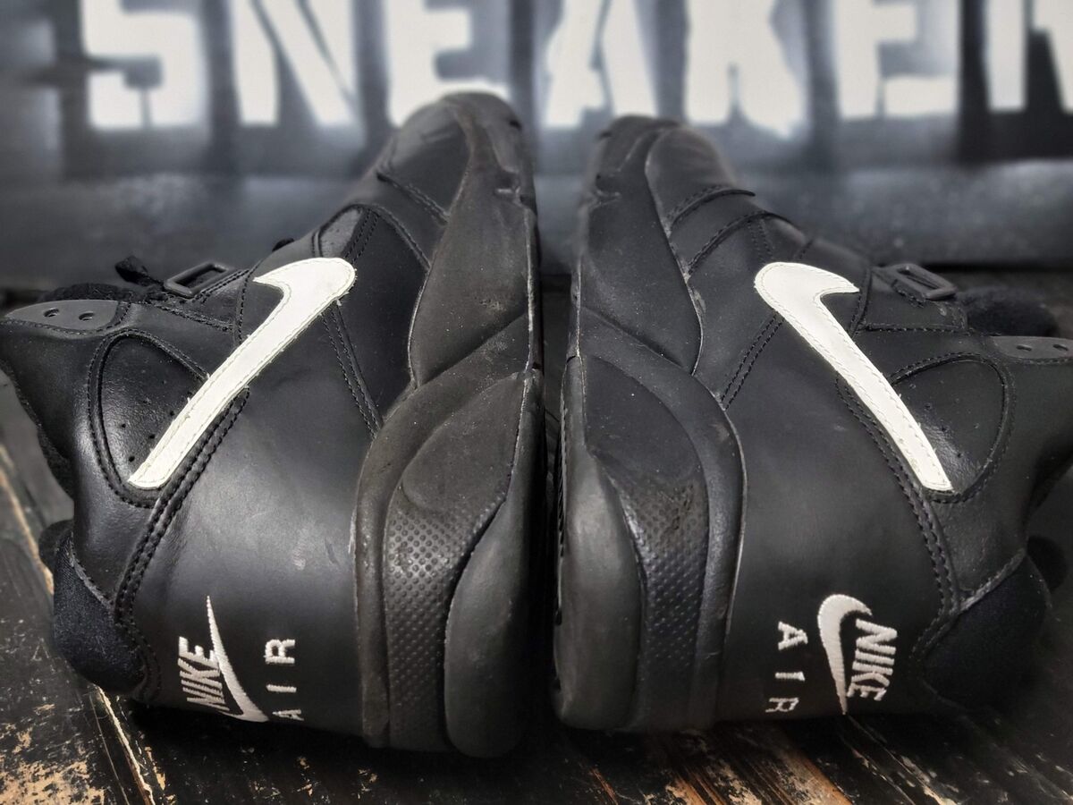 1992 Nike Air Force Max Black/White Vintage New Sneaker 1992 Nike Air Force Max Black/White Vintage New Sneaker