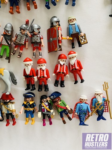 117 Playmobil Figuren mit Zubehör - Bild 6 von 10