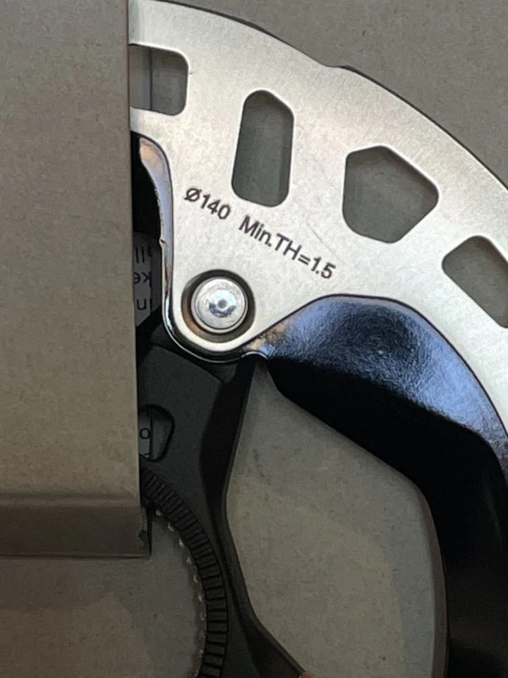 Shimano RT-MT900-S INT 140mm Center Lock Disc Brake Rotor For Dura-Ace XTR - Image 2 of 3