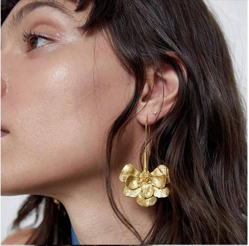 Gold flower hotsell drop earrings