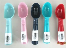 MAINSTAYS ICE CREAM SCOOP.. 5 COLORS TO CHOOSE FROM. USE FOR FOOD AT PICNICS