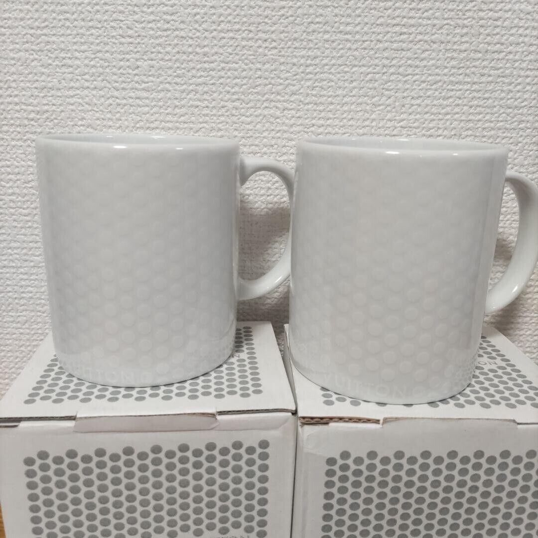 Picture 2 of 10