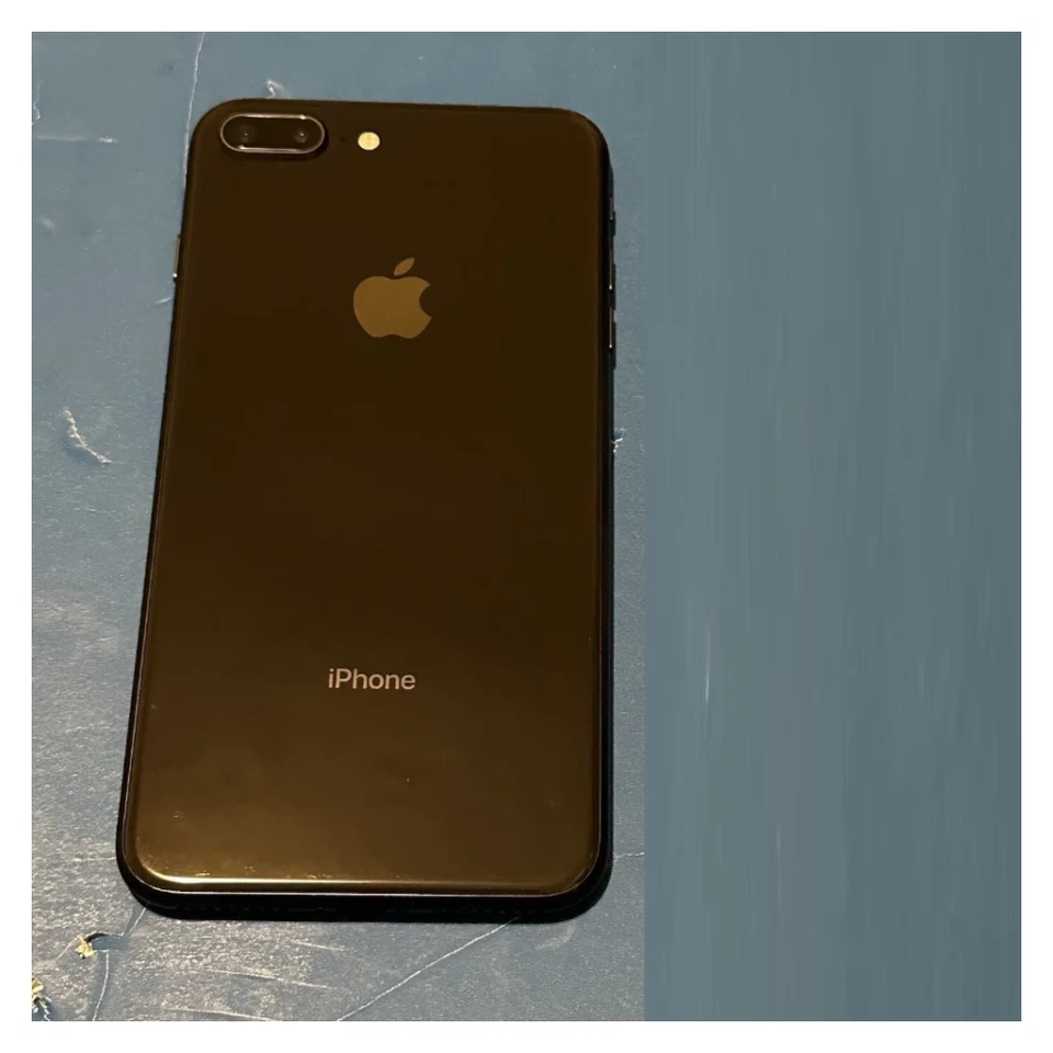 Apple iPhone 8 Plus - 64 GB - Gris espacial (Desbloqueado) A1864 (CDMA + GSM) Foto 2 de 2