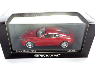Minichamps 1:43; Aston Martin DB9 rot 2003 in OVP