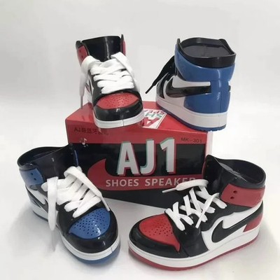 Air Jordan Schuh Bluetooth Lautsprecher Wiederaufladbar AJ1 MK-301 Rot & Blau