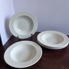 Oneida Wicker Large Rim Soup Bowls White 9" Lot of 5 Basket Weave Wide