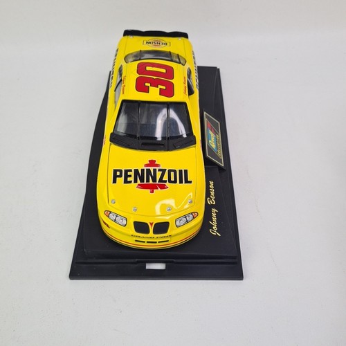 ๐จ Revell Collection NASCAR 1:24 Scale Diecast Car Johnny Benson Pontiac# 30 - Picture 5 of 6