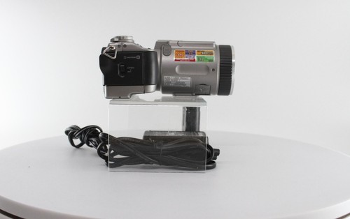 Sony Cyber-shot 5MP Digital Still Camera 5x Optical Zoom - Grade A (DSC-F707) - Picture 2 of 4