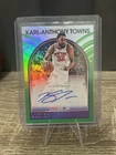 2025-26 Topps NBA Hoops Karl Anthony Towns 1989 Green Autograph New York Knicks