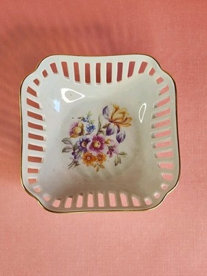  Vintage Lichte fine china basket (East?) Germany c. 1980