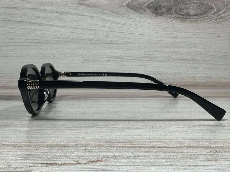 Gafas de sol MIU MIU SMU 04Z redondas negras con lentes grises. ¡Se envía ahora! Foto 4 de 4