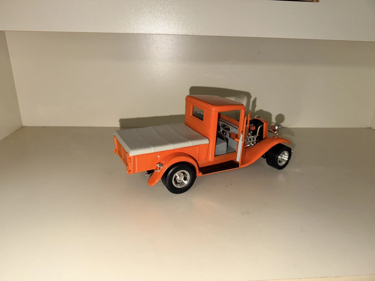 Road Legends 1:18 Scale Diecast Pickup Trucks for sale | eBay