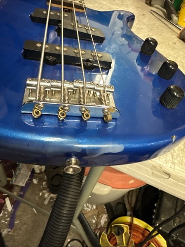 Blue Yamaha RBX 170 4 String Electric Bass - Good beginner bass - Picture 3 of 15