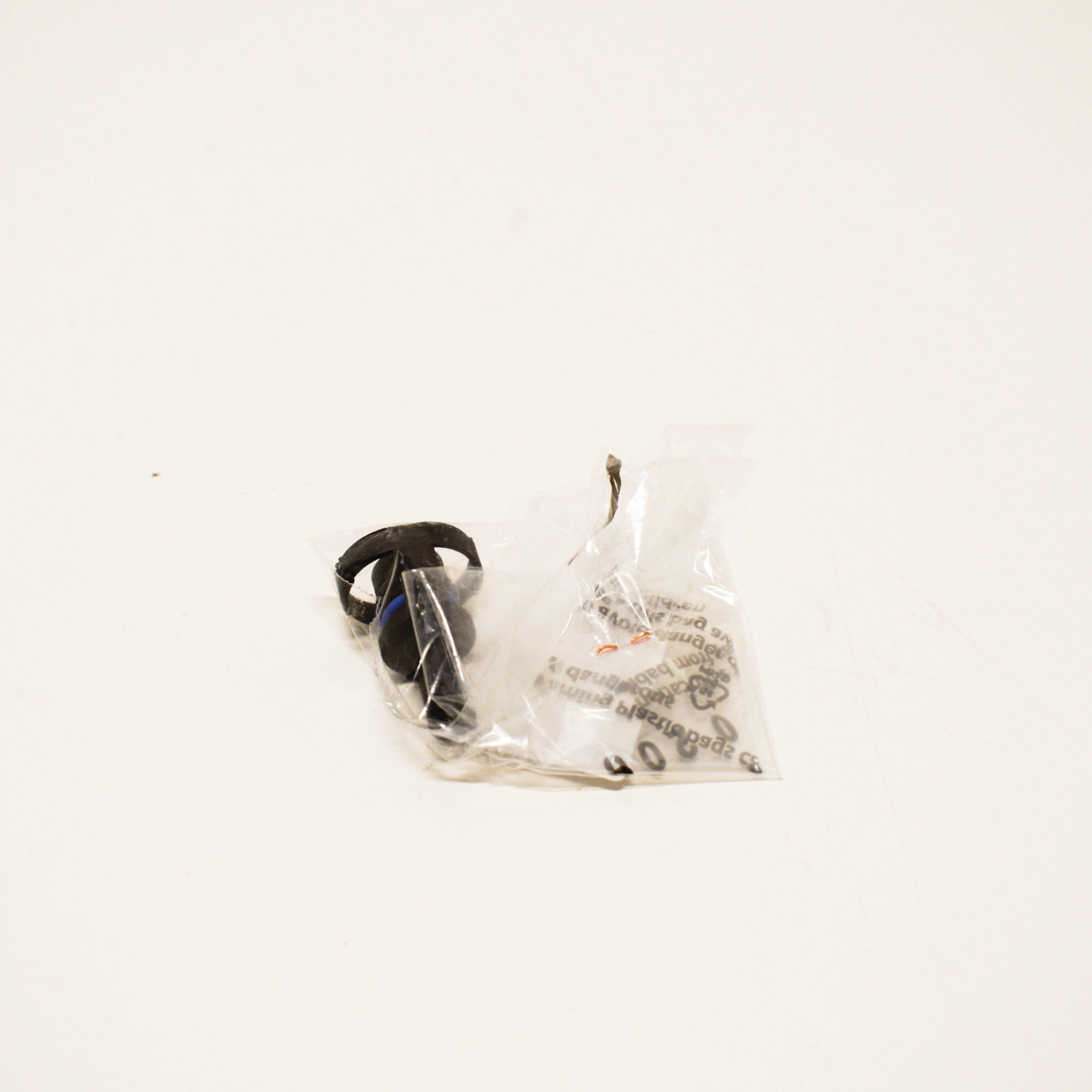 NEW BMW 3 E46 320D FUEL FILTER CONNECTION 13532247700