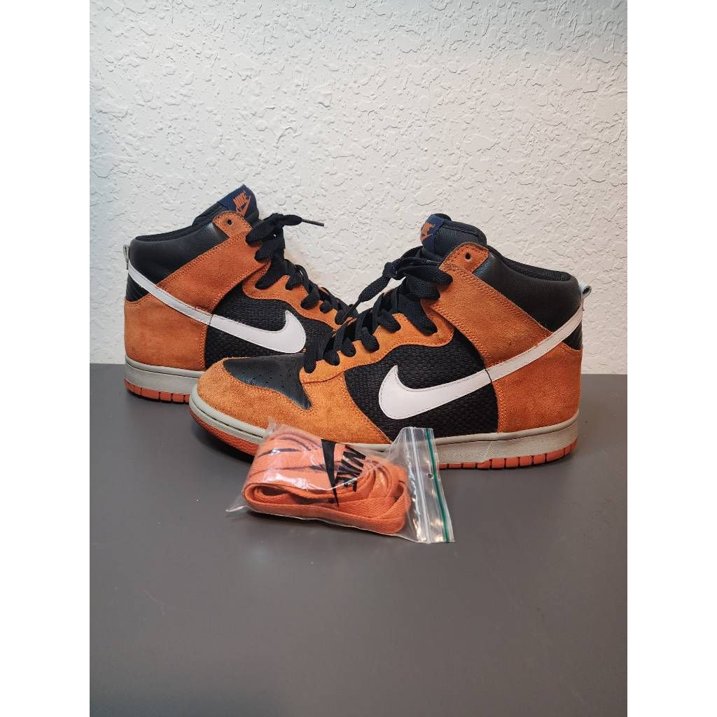 dunk high orange tab