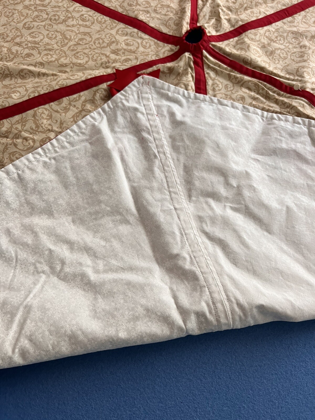 Vintage Hand Made Red Cardinal Pinecone Christmas Tree Skirt Large Hexagon 56"