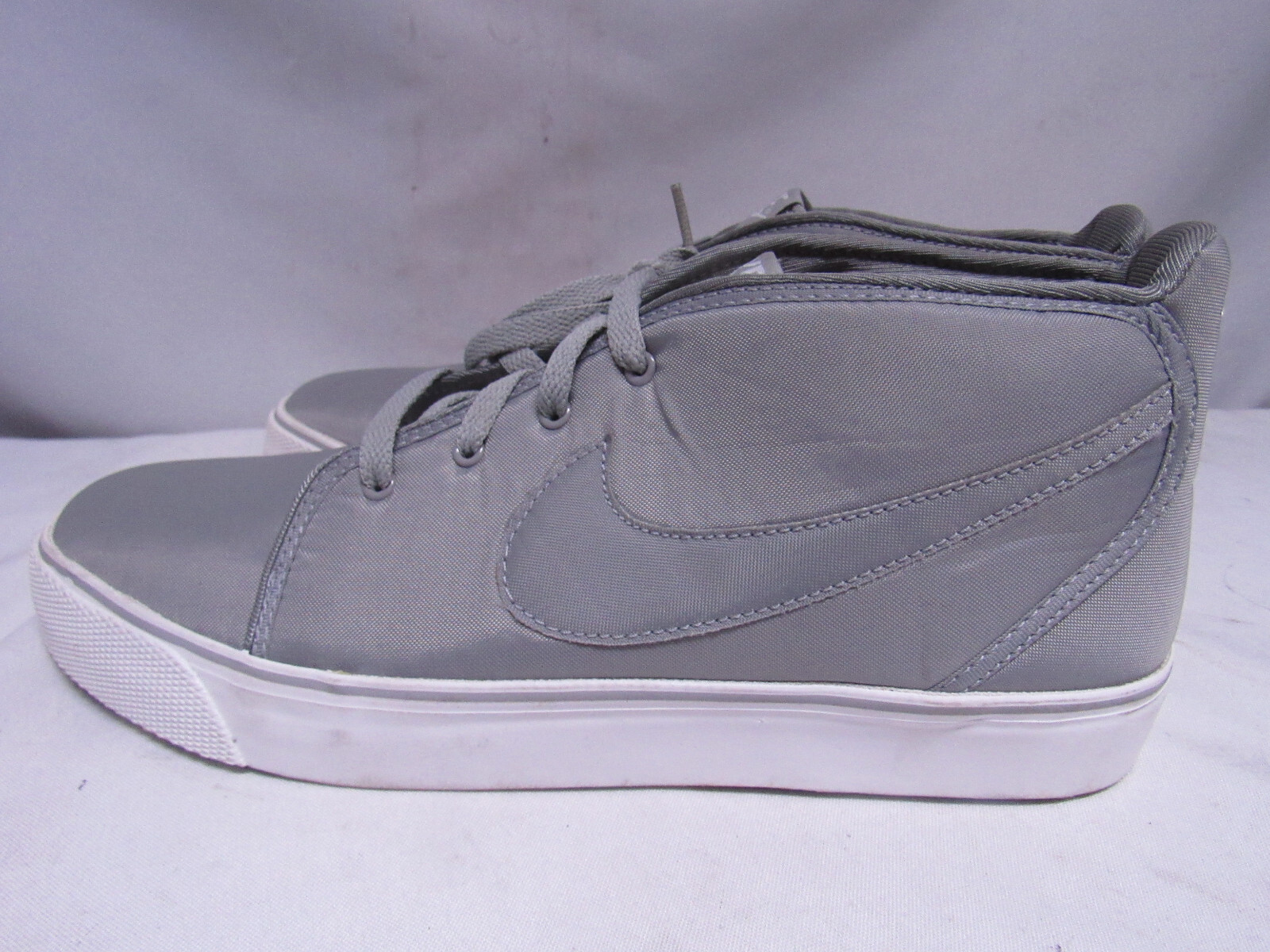 Nike Toki ND Sneakers Mens 8‎ Gray Leather Mid Top Casual Shoes 385444-013 Nike Toki Grey Leather Chukka Style Mid Top Sneaker 385444  main image 2