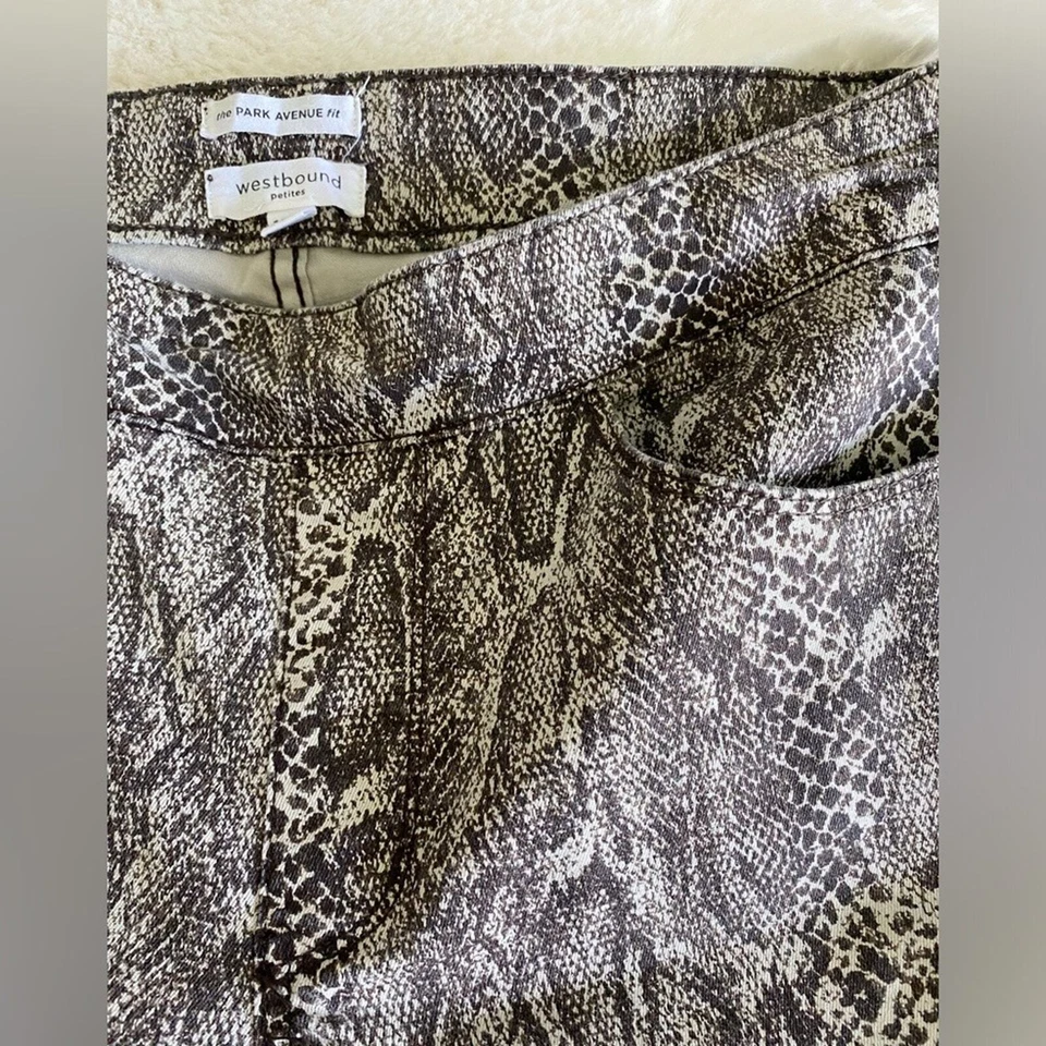 Westbound The Park Avenue Fit Animal Print Pull-On Pants Sz 12P R - Image 3 of 4