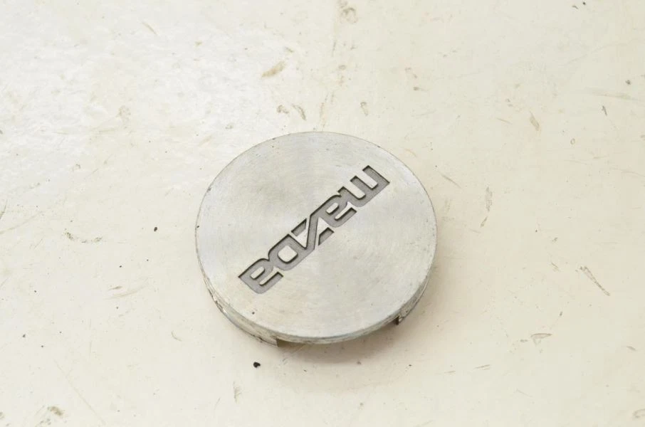 Tapa central de rueda Mazda Rx7 FC 1988  Foto 4 de 4