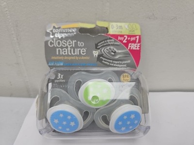 NEW 3 pk Tommee Tippee Closer to Nature Silicone Pacifiers 0-3M  (A2)
