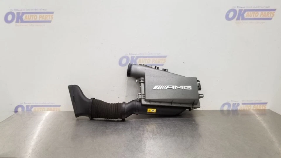 17 MERCEDES BENZ CLS63S AMG W218 5.5L AIR CLEANER AIR BOX LEFT DRIVER - Image 2 of 4