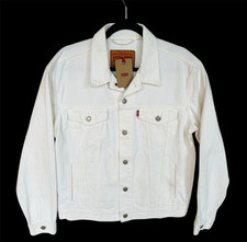 LEVI STRAUSS NWT Men’s White Denim Standard Fit Trucker Jacket Size Medium NEW