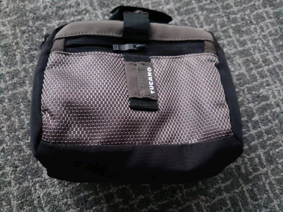 New Stucano Carico Camcorder Bag Carry Case & Shoulder Strap  - Image 3 of 4