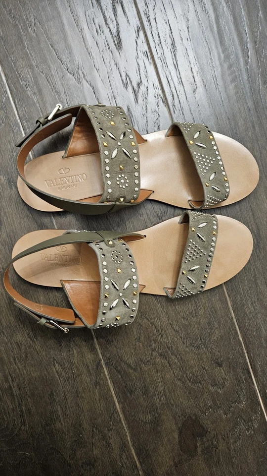Valentino Garavani Olive Suede Studded Flat Sandals Size 40 EU/ US 10 - Image 2 of 4