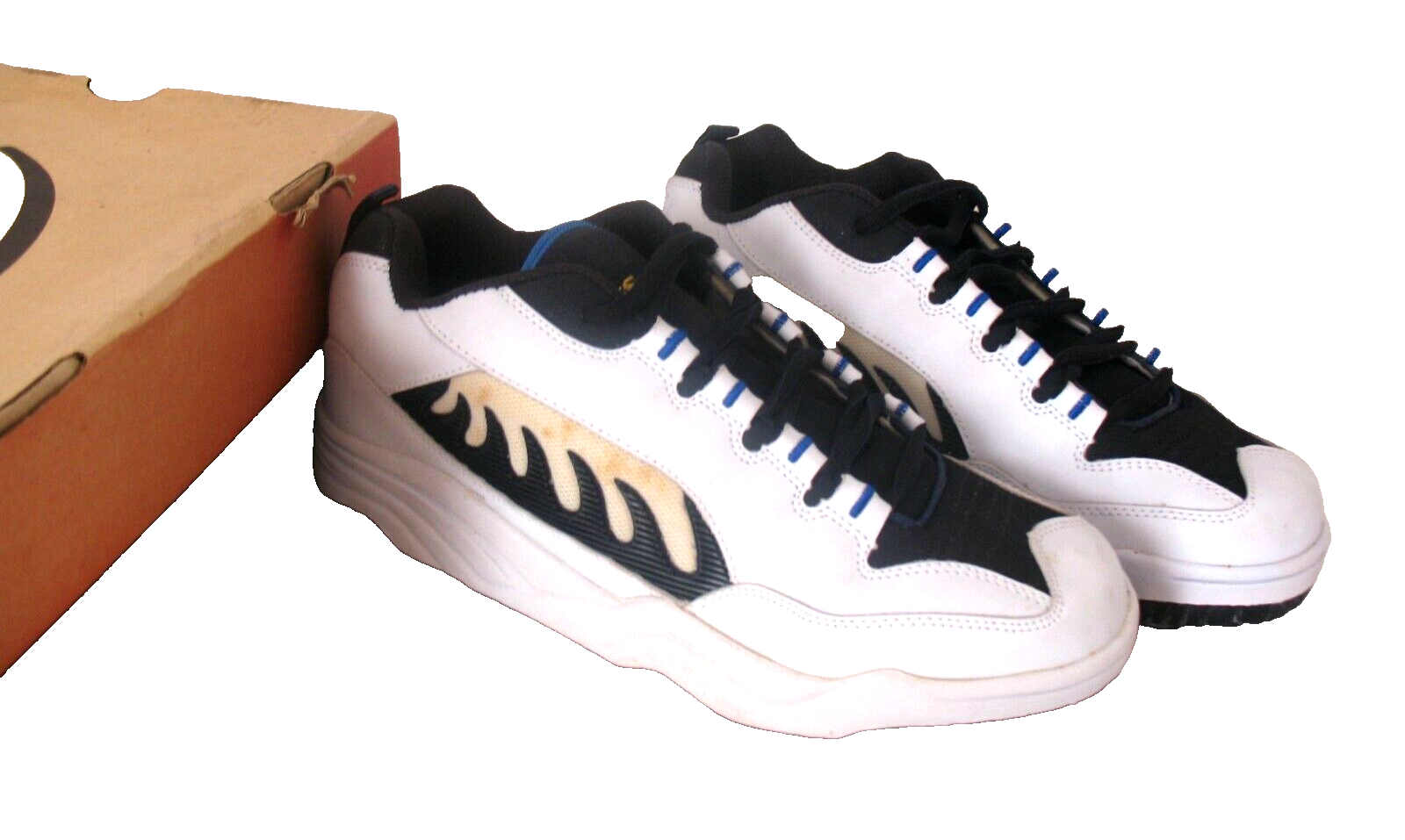 SAOLA Scarpa sportiva sneakers Miles uomo 9058 2A bianca