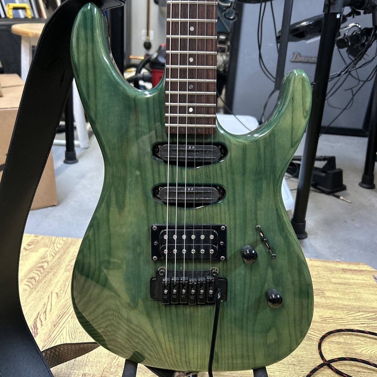 ESP Mirage Trans-green Electric Guitar Japan MIJ Original ESP Mirage Trans-green Electric Guitar Japan MIJ Original