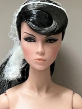 Nu Face Never Ordinary Giftset Lilith Nude Doll Only NEW