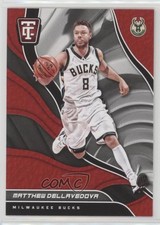 2017-18 Panini Totally Certified Matthew Dellavedova #83 0i8
