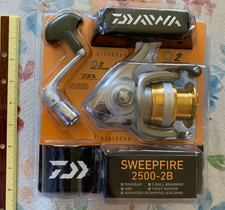 Mulinello da Pesca Diawa Sweepfire 2500-2B Spin Casting NOS FS