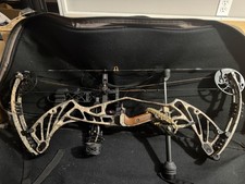 Hoyt Pro Defiant RH Camo 60lb 30in Compound Bow Hunting 26-28in Draw set at 26