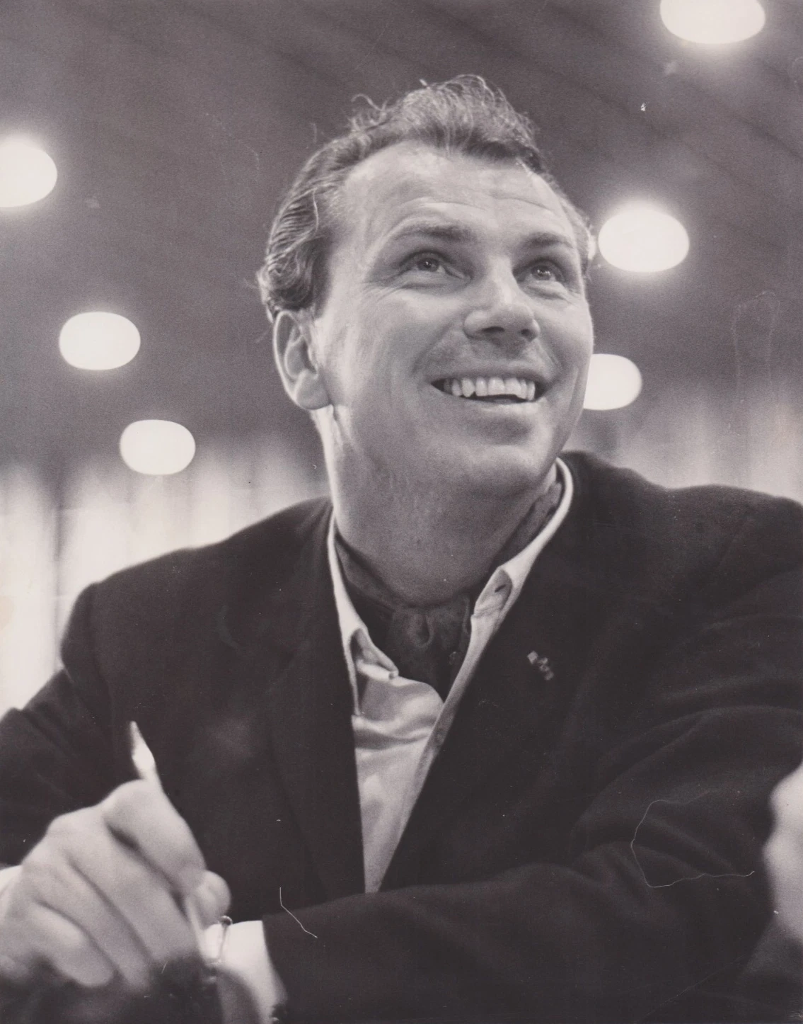 タイプ 1: 1961年 プレスフォト彫刻家 Sepy Dobronyi - 画像1/2