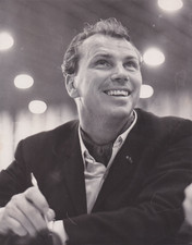 TYPE 1: 1961 Press Photo Sculptor Sepy Dobronyi