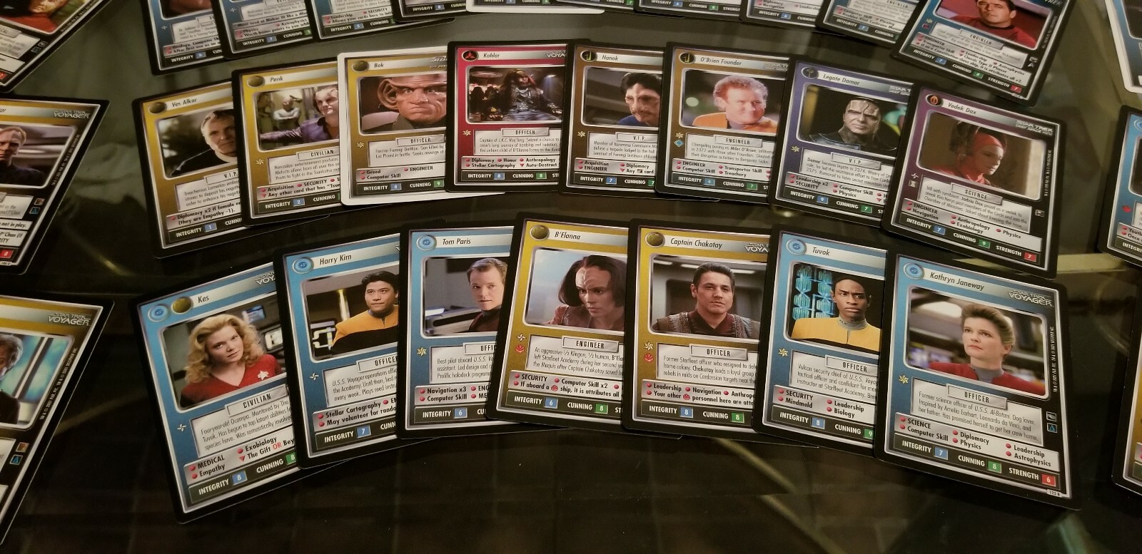 Spock Data Card lot of 500+ Star Trek cards ccg TOS TNG DS9 Voyager Data Picard Janeway ...