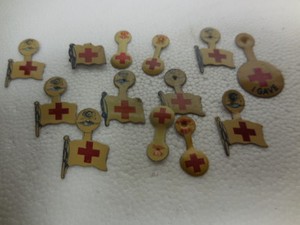 Vintage lot of 13  Red Cross-I Gave- Pin Gadget-WWI War#A60