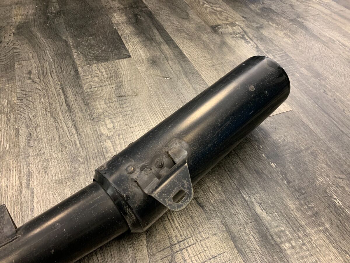Kawasaki 1988 1989 1990 ZX1000 ZX10 Ninja OEM Left Muffler Kawasaki 1988 1989 1990 ZX1000 ZX10 Ninja OEM Left Muffler