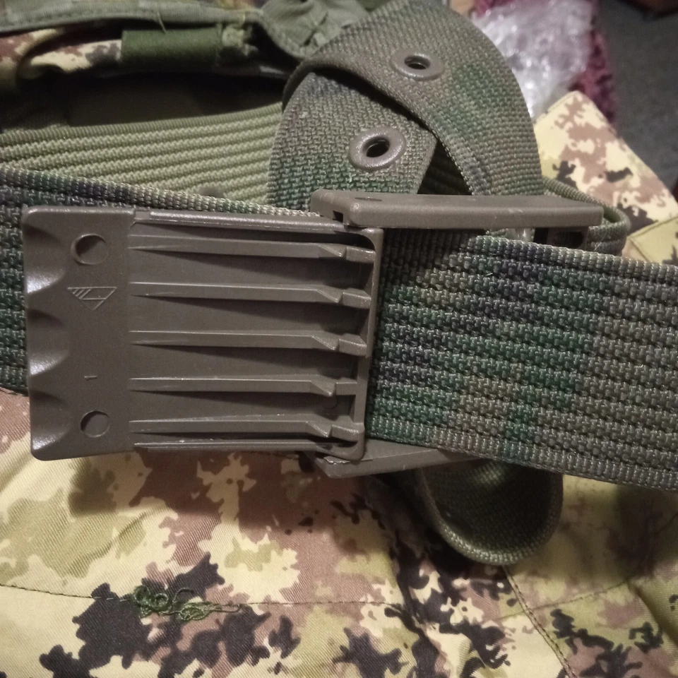 Combat Field Pistol Belt M82 Woodland Cinturone Esercito Spagnolo - Immagine 4 di 4