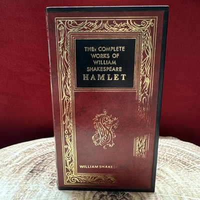 cigarette caesar iM Corona William Shakespeare Hamlet Music Box Cigarette Case Lighter  Caesar