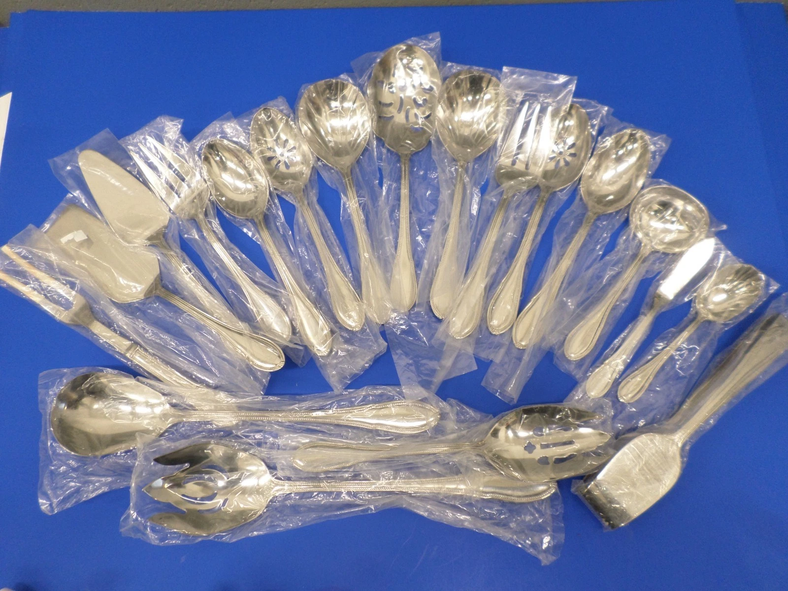 19 - Isaac Mizrahi BEAD Glossy Stainless Flatware HOSTESS / SERVING PIECES New!