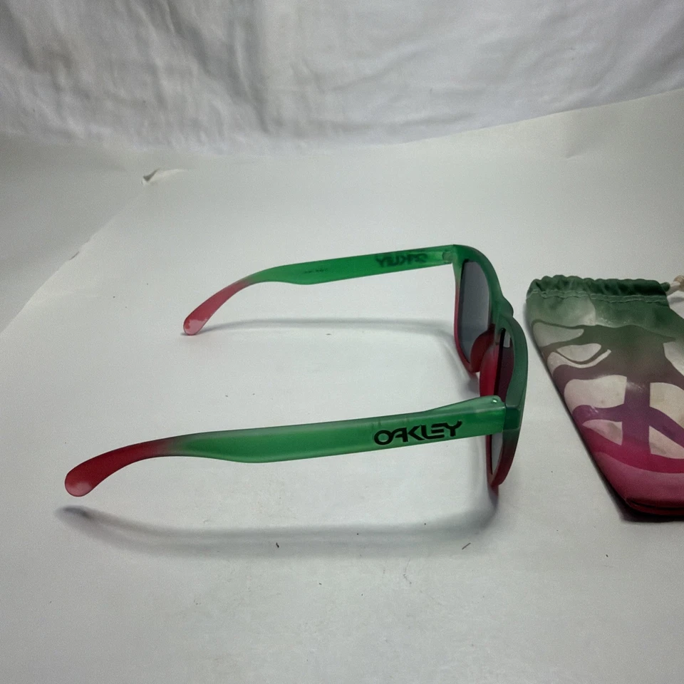 Oakley Grenade Frogskin con lentes de iridio negro Foto 3 de 4