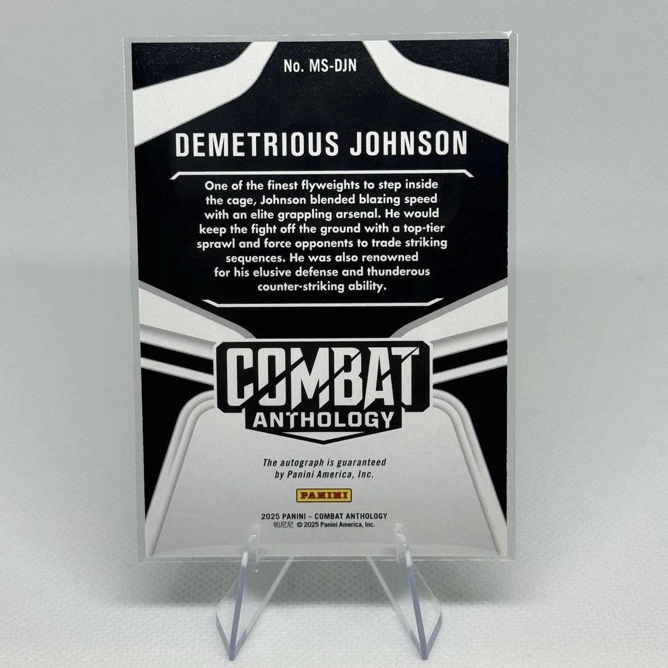 2025 Panini Combat Anthology Demetrious Johnson Auto MMA Stars Cracked Ice /25 - Image 4 of 4