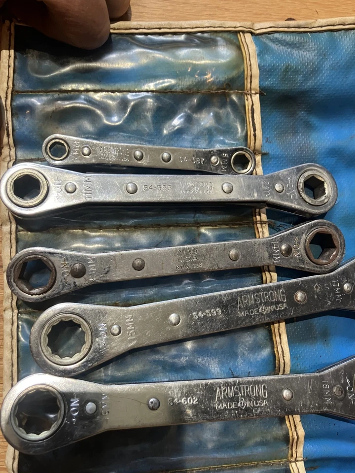 Lote de llaves de caja de trinquete métrico Armstrong con bonificación de 1 1/8" - 1 1/4" (hechas en EE. UU.) Foto 3 de 4