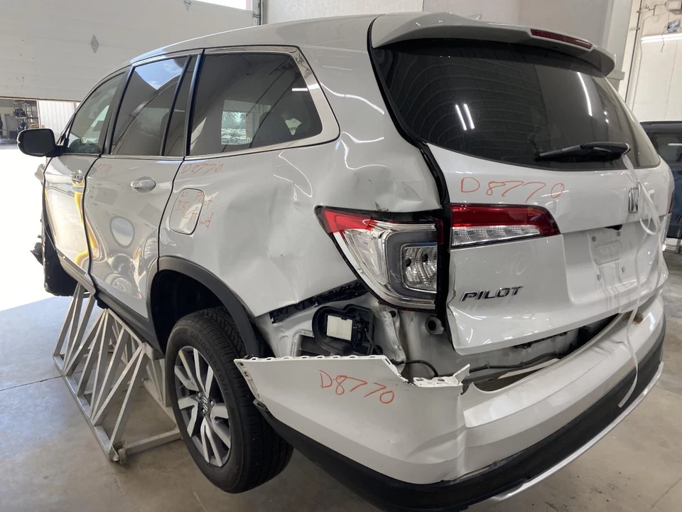 Módulo de interfaz telemática usado se adapta a: Honda Pilot Communication 2021 montaje en tablero Foto 4 de 4