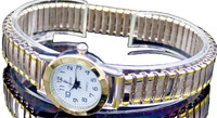 Classique Damen Frauen Armband Uhr Weis Gold Bicolor Farben Edelstahl Zugarmband